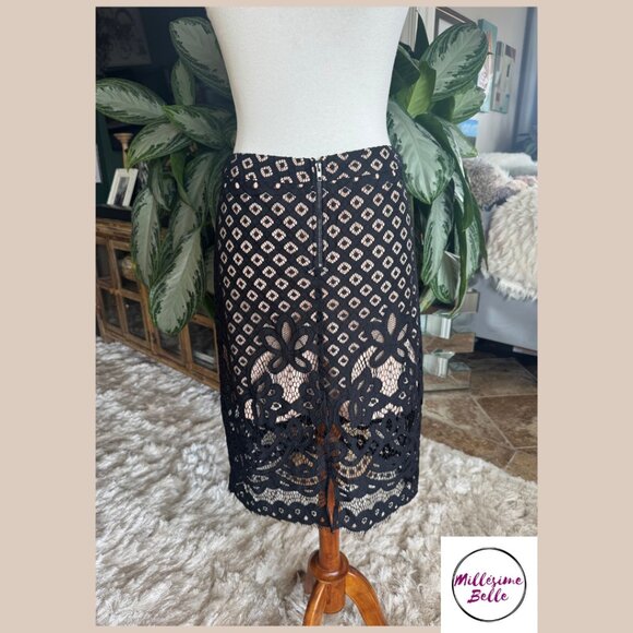 En Creme Pencil Skirt - Picture 6 of 8